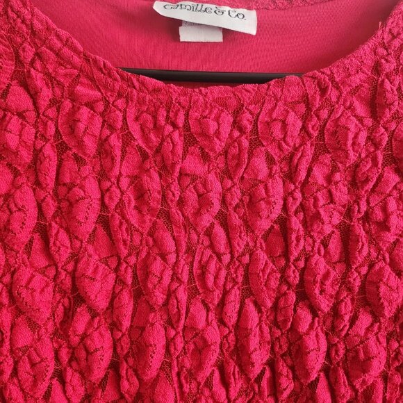 Red Textured Mesh Stretchy Top - Picture 2 of 4